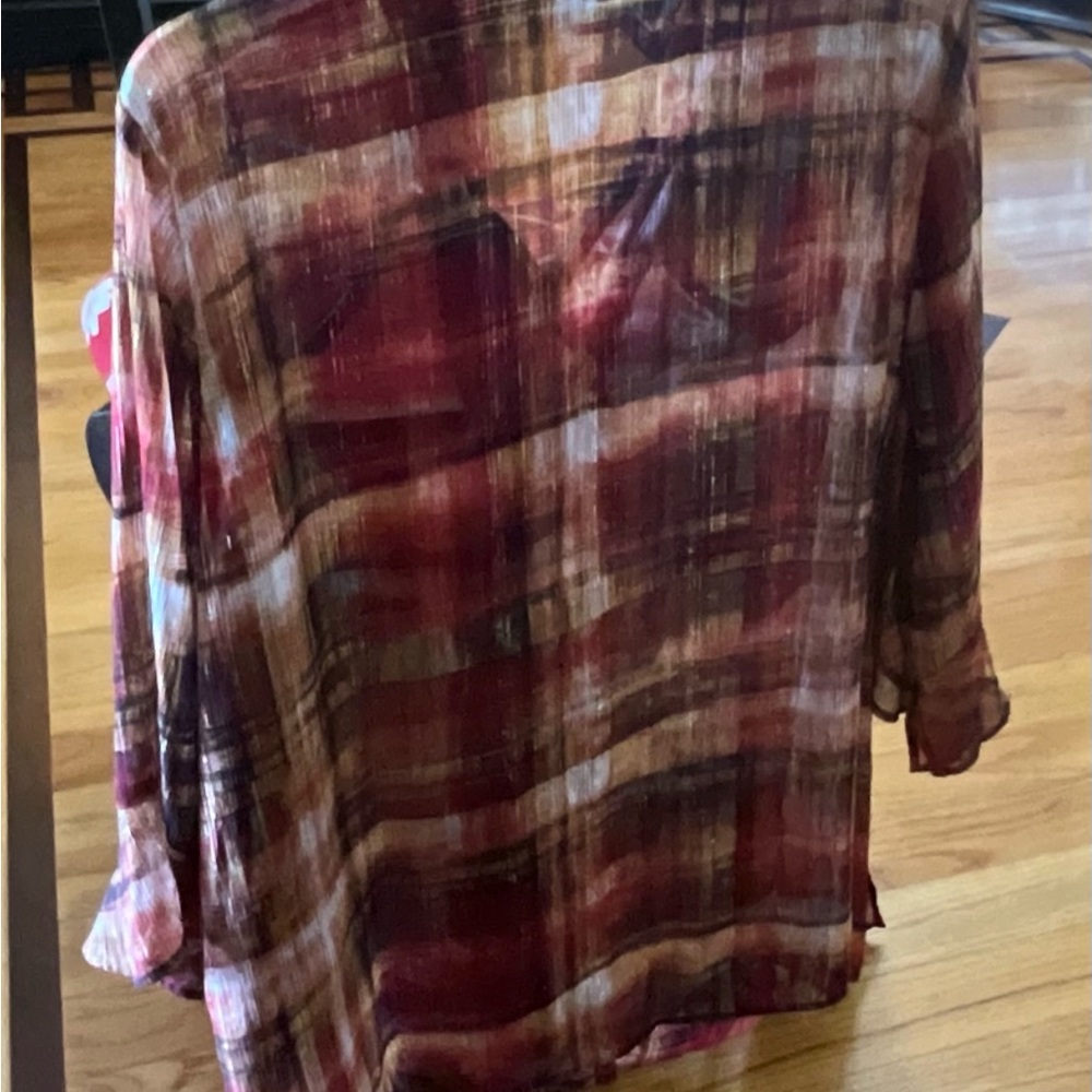 Top - Picture 2 of 3